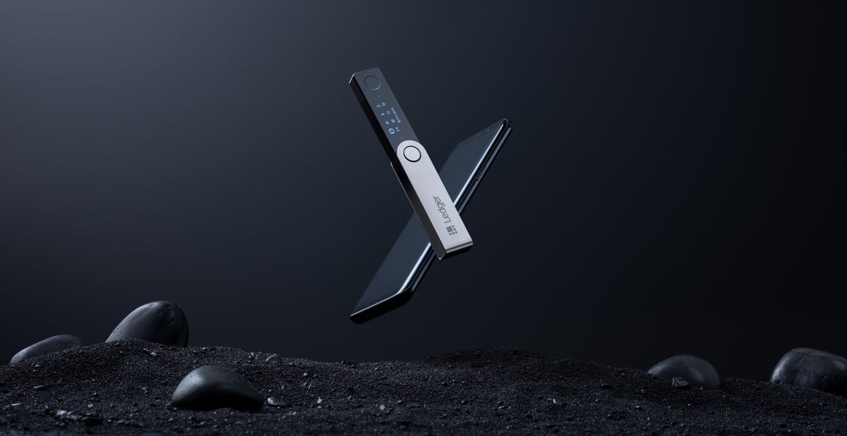 Ledger Nano X Neues Modell beim Ledgers Hardware Wallet CoinPro.ch