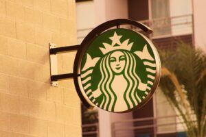 Bakkt: 300 Millionen Finanzspritze und Bitcoin-Zahlungen bei Starbucks