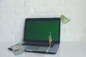 Dollar und Computer