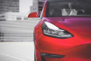 Tesla Model 3 - bezahlbar mit Bitcoin