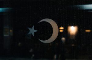 Abbildung der Symbole der Flagge der Türkei