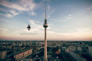 Skyline Berlin mit Ethereum Logo