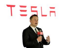 Tesla zieht Bitcoin-Zahlungen den Stecker: Kurse sacken ab