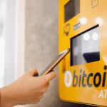 Ein Bitcoin-ATM in Benutzung
