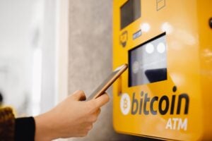 Bitcoin ATM on the brink? This bankruptcy shakes the crypto industry A Bitcoin ATM in use