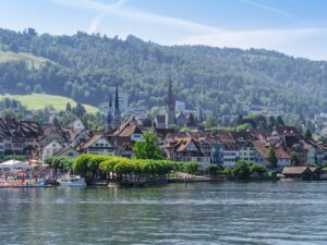 Zug Stadtbild Sommer