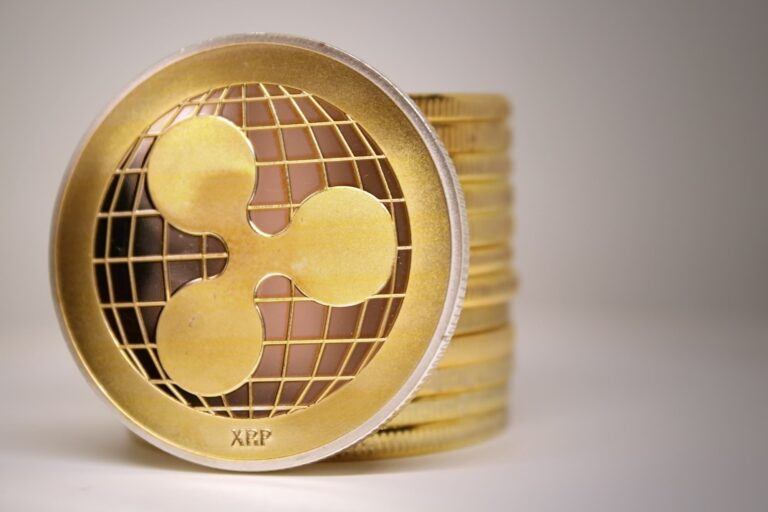 Ripple gegen SEC Warum die Voyager-Entscheidung einen Vorteil verschaffen könnte Titelbild