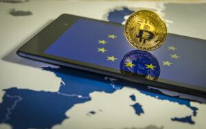 Nach Parlament: MiCA auch von EU-Rat als erstes Krypto-Gesetz verabschiedet Titelbild