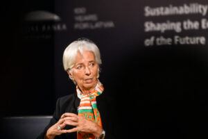 Krypto News: EZB-Chefin Lagarde mit unerwartetem Geständnis.