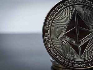 Grayscale zieht Antrag auf Ethereum ETF zurück