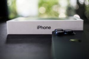 Bitcoin und Altcoins von iPhone-Nutzern gestohlen