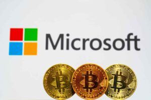 Kauft Microsoft Bitcoin Michael Saylor wirbt für Investment Titelbild