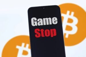 Gamestop beginnt Bitcoin-Strategie: So viel Kapital fliesst Titelbild