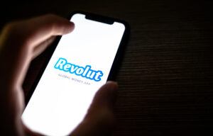 Revolut: Neue Partnerschaft soll Kryptohandel anheizen Titelbild