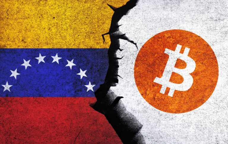 Flagge von Venezuela und dem Bitcoin Logo