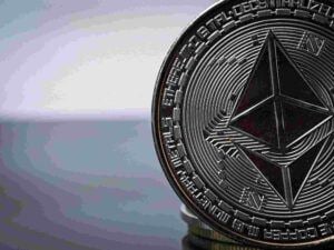 Warum Milliardär Peter Thiel seinen Anteil an ETHZilla verkaufte Titelbild