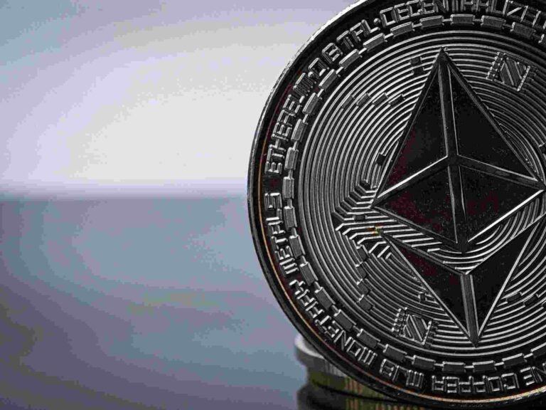 Warum Milliardär Peter Thiel seinen Anteil an ETHZilla verkaufte Titelbild