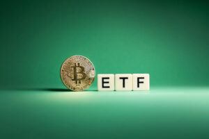 Wende am Krypto-Markt: Bitcoin-ETFs verzeichnen 727 Millionen Dollar an Zuflüssen