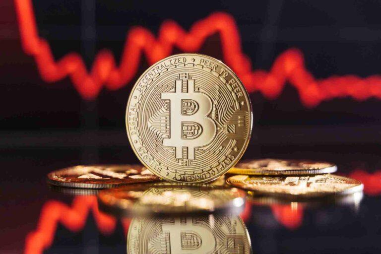 Bitcoin-Kurs fällt auf 75.000 US-Dollar: Darum setzt Panik ein Titelbild